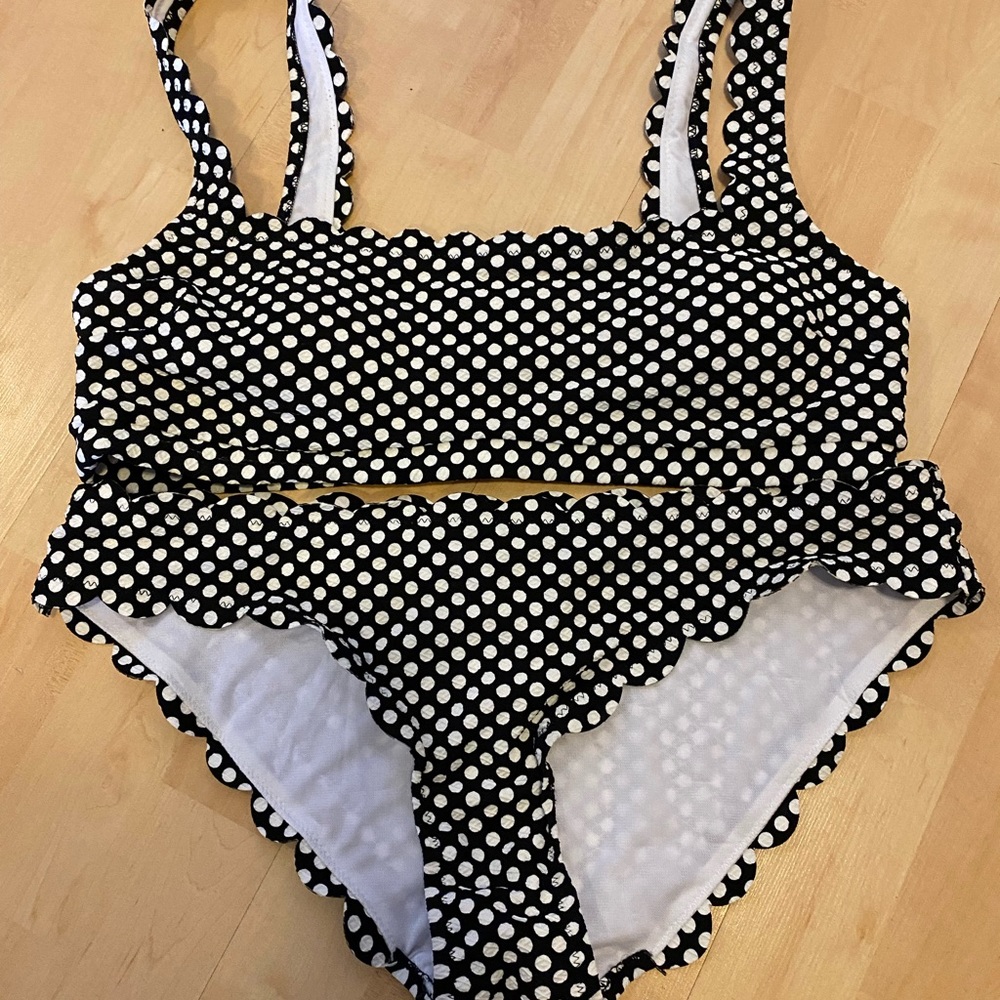 Polka-Dot Scalloped Textured Bikini Suit